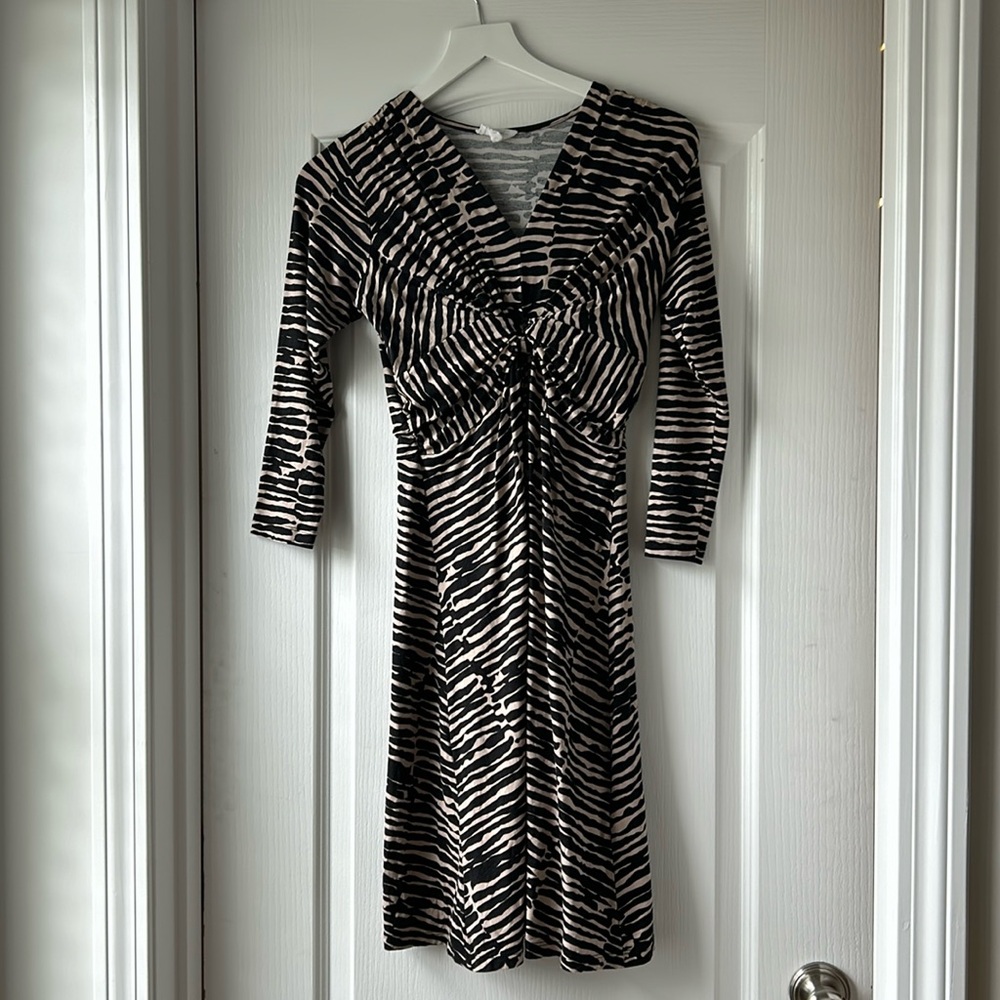 Seraphine maternity midi dress. Size US 2.